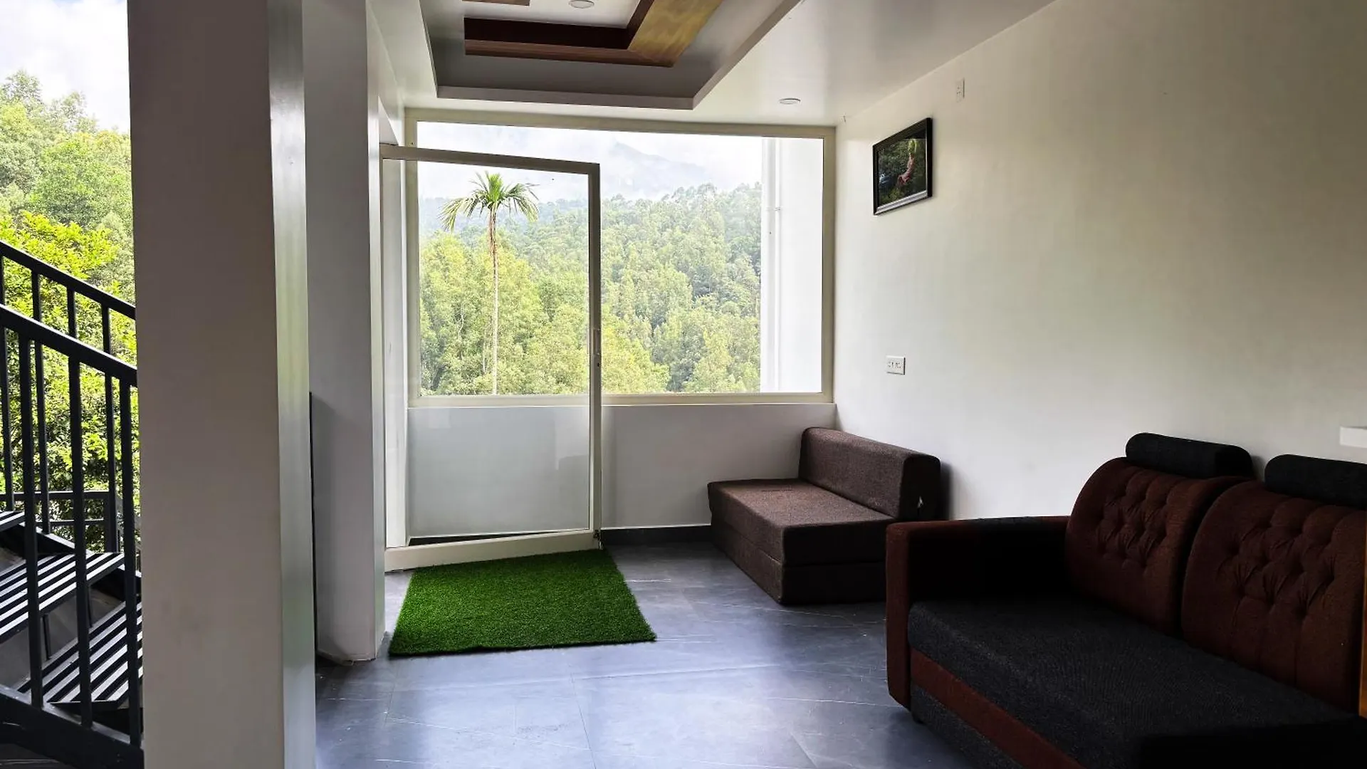 June Boutique Villa Anachal India